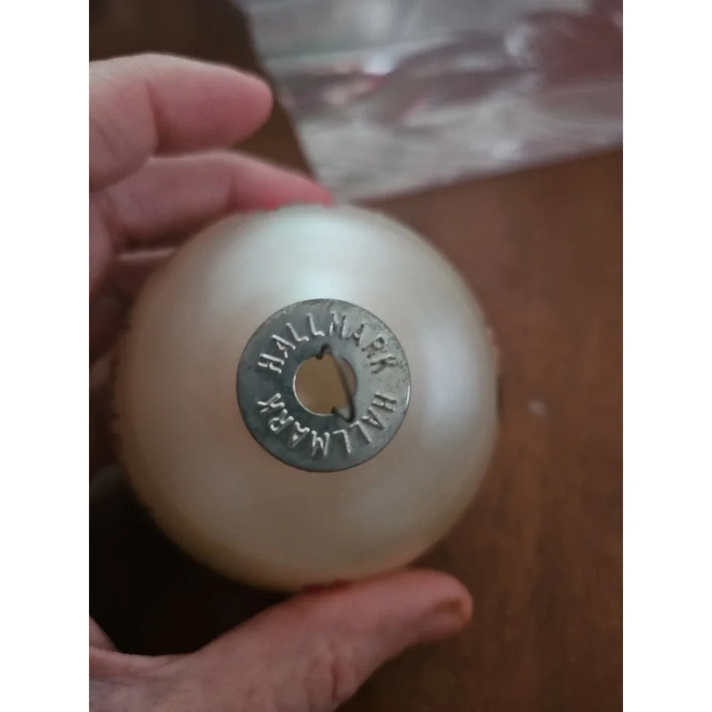 Vintage 1985 Hallmark‎ Keepsake Ornament (538)